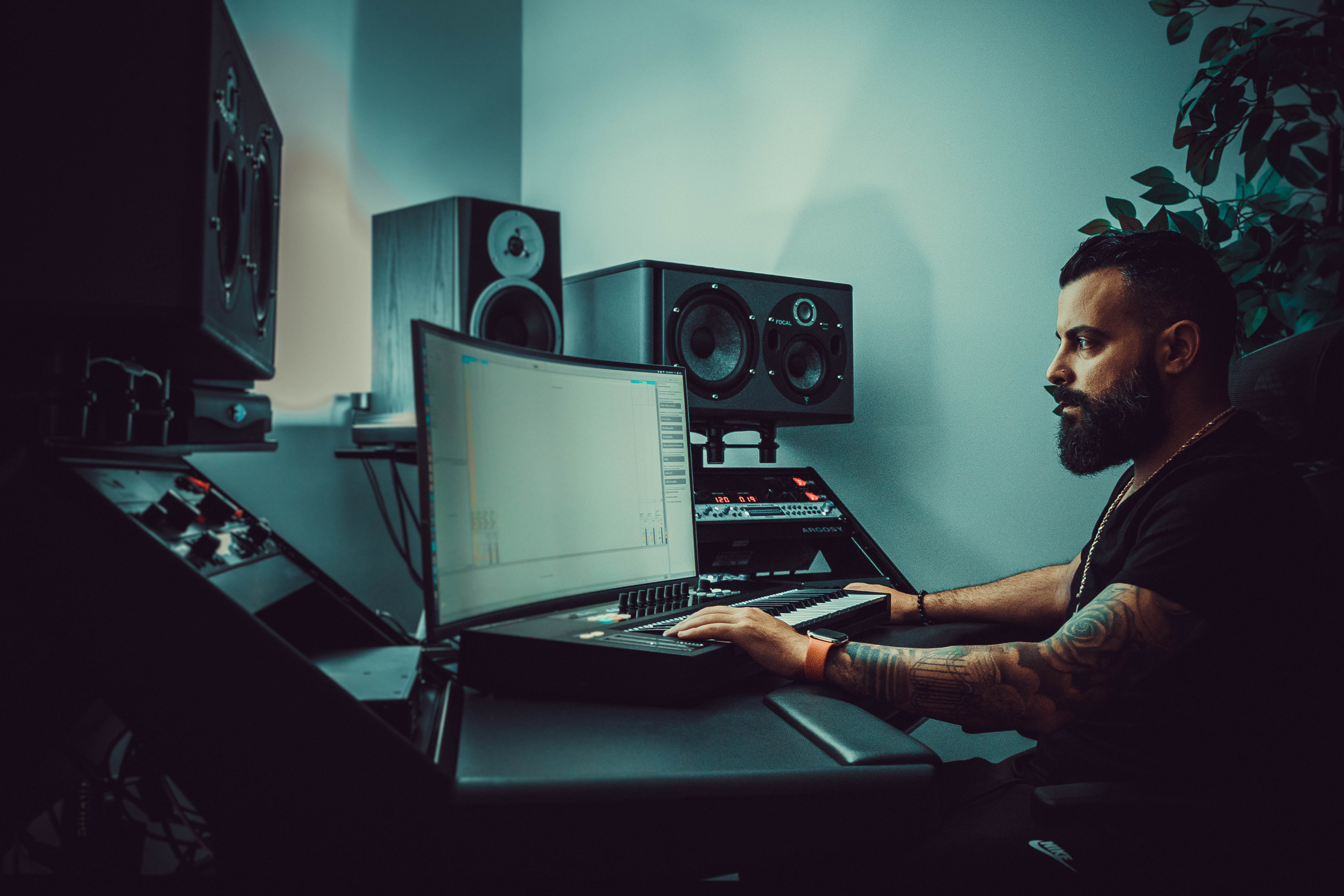 Logic Audio: Creative Mixing with Subgroups and Masters - Sonarworks Blog